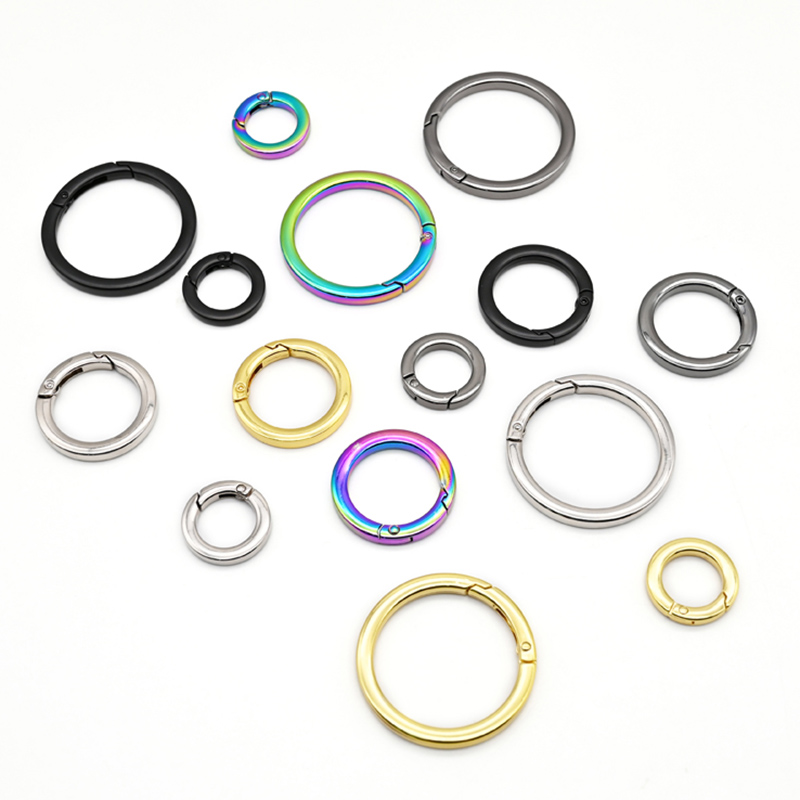 Carabiner Round Clip.jpg